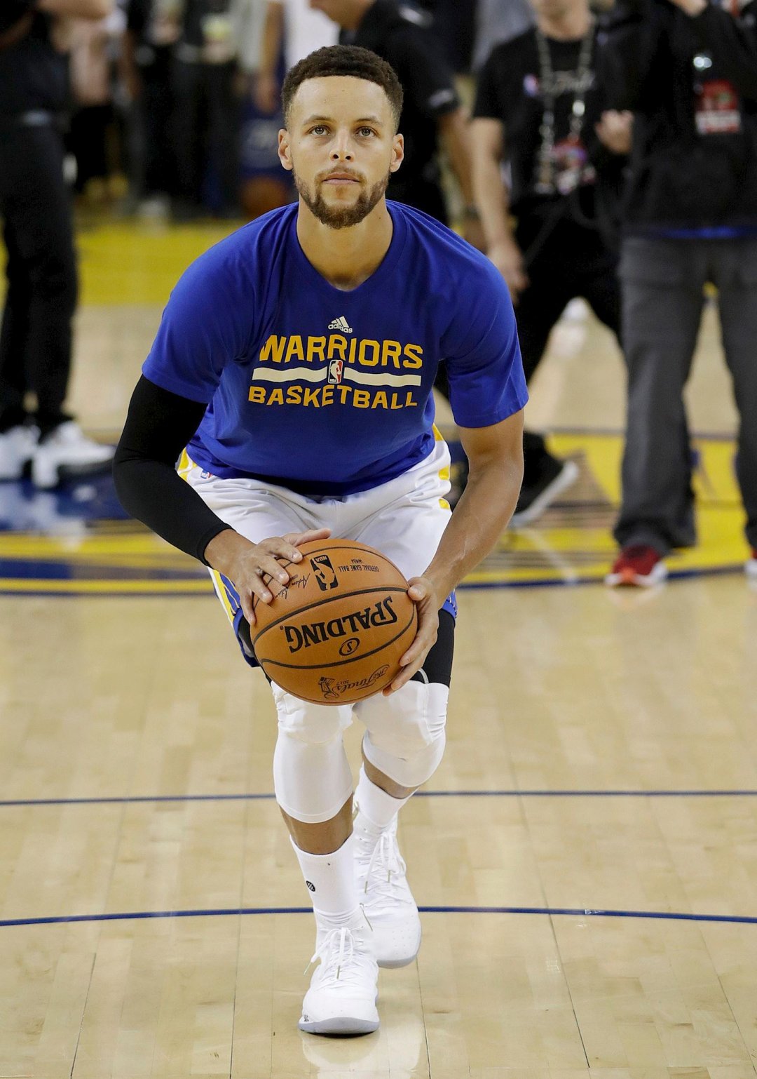 拿到一波小 拿到一波小